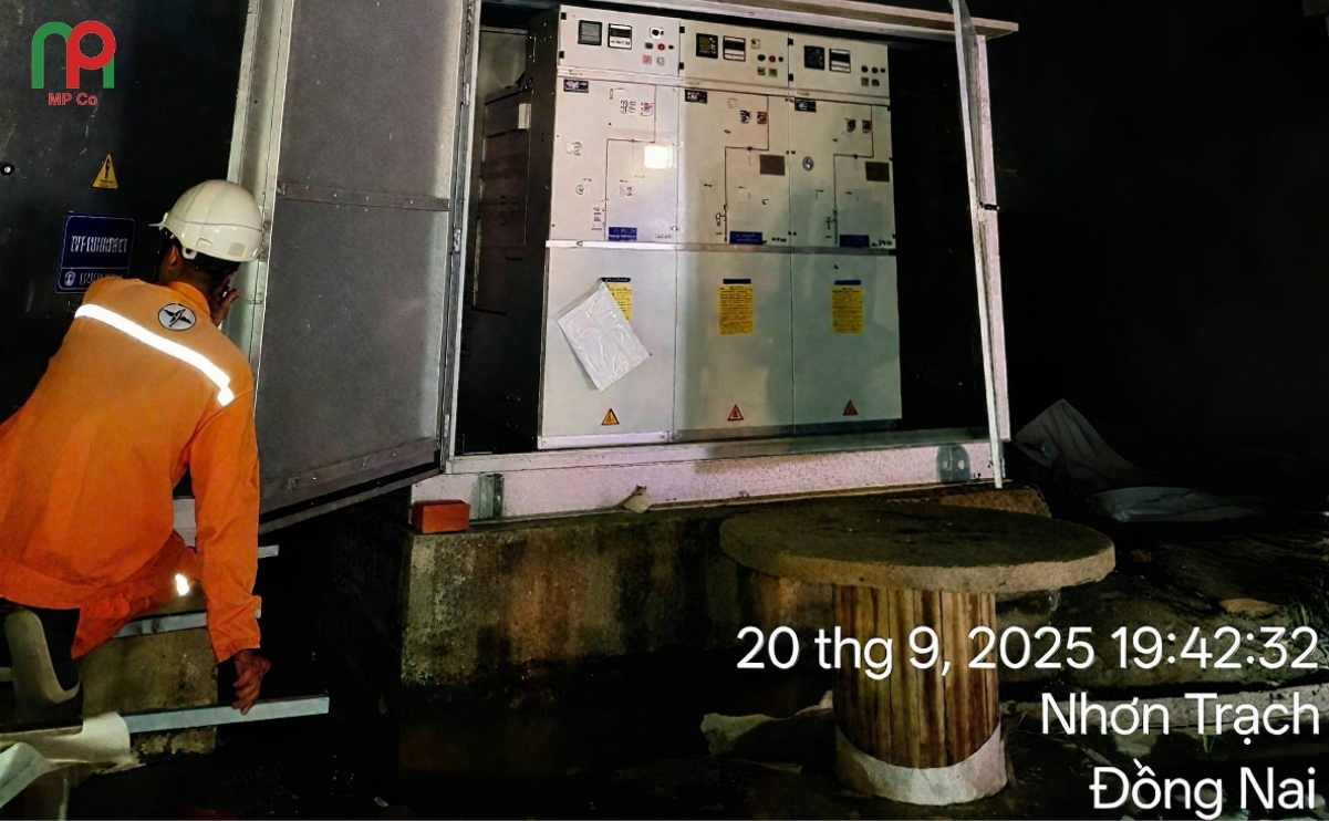 Triển Khai Tủ Trung Thế RMU EATON RVAC Cho Dự Án Đường Tôn Đức Thắng - Nhơn Trạch | Mỹ Phương 02