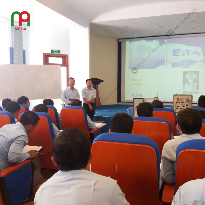 Cung cấp Recloser 22 kV điều khiển GSM cho EDC