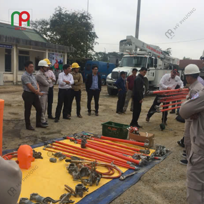 Cung cấp bộ dụng cụ thi công Hotline cho EVNCPC